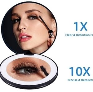 🌟 NWT - Compact LED (Rechargeable) Makeup Mirror